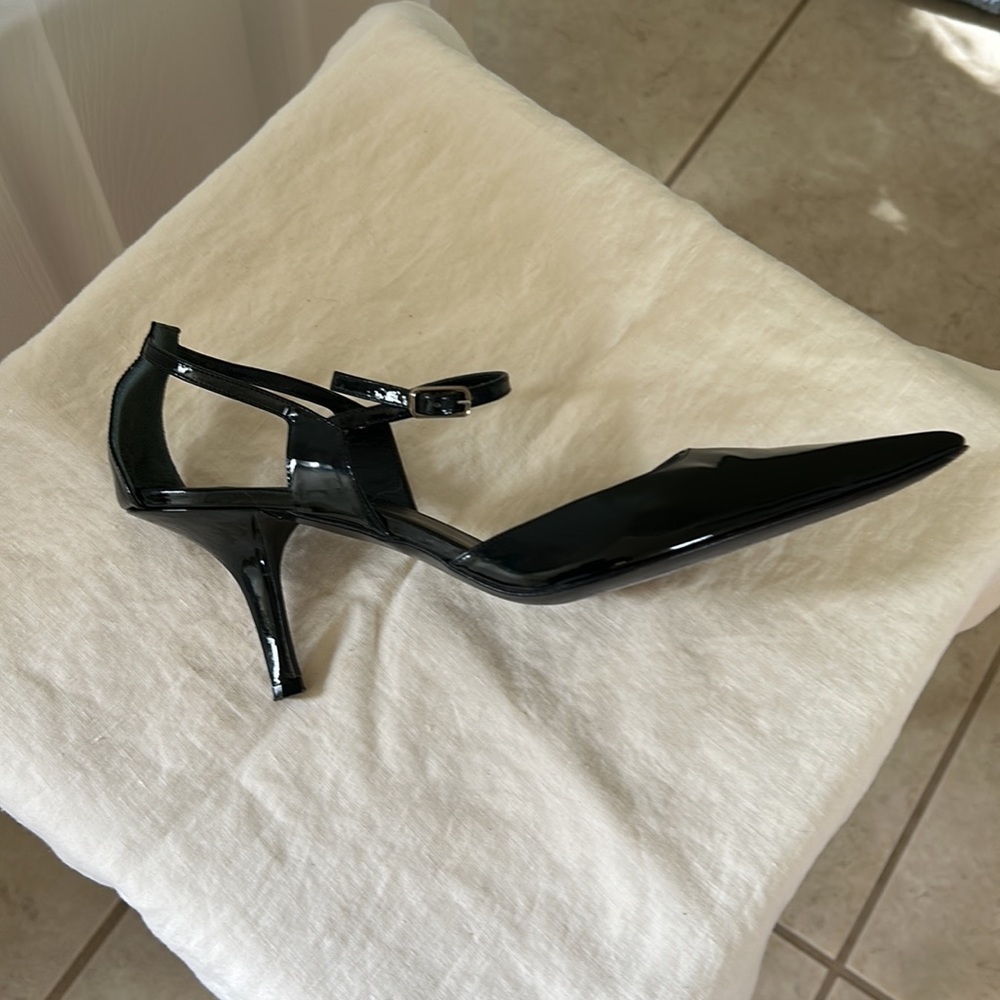 Calvin Klein, black patent leather, strap heels - Picture 6 of 7